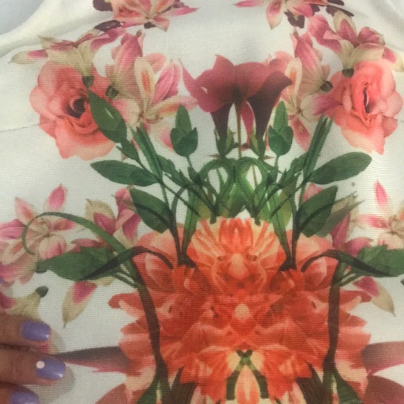 Bondage flower pattern dress - Picture 3 of 3